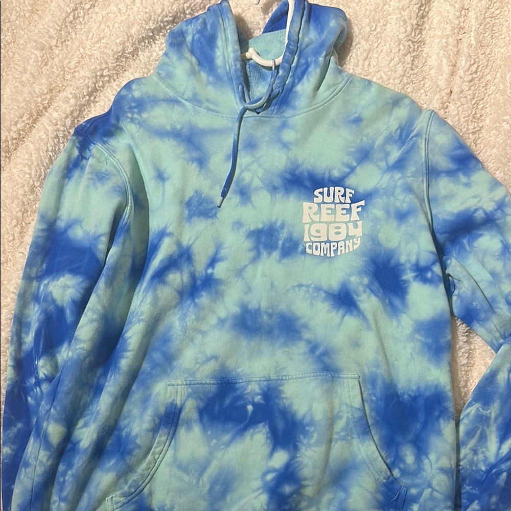 Reef Men's Blue Tie-Dye Hoodie